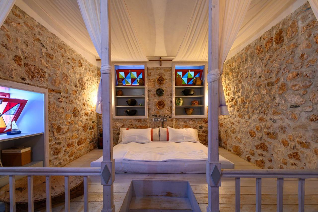 Aphrodite Villas Halki - Studio Rosa Exterior photo
